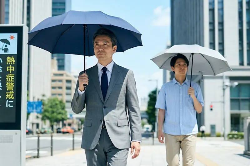男が日傘はおかしい?